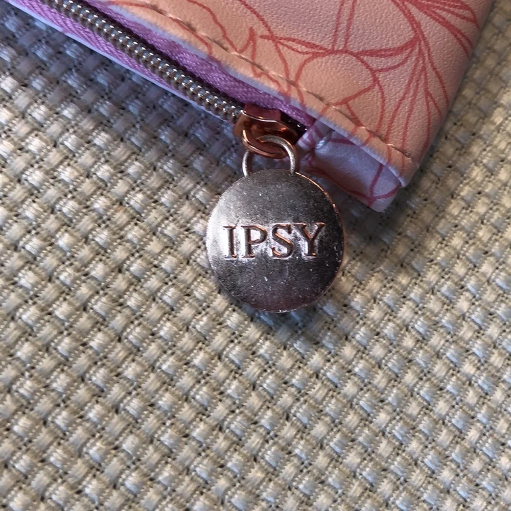 May‎ 2021 Ipsy Bag